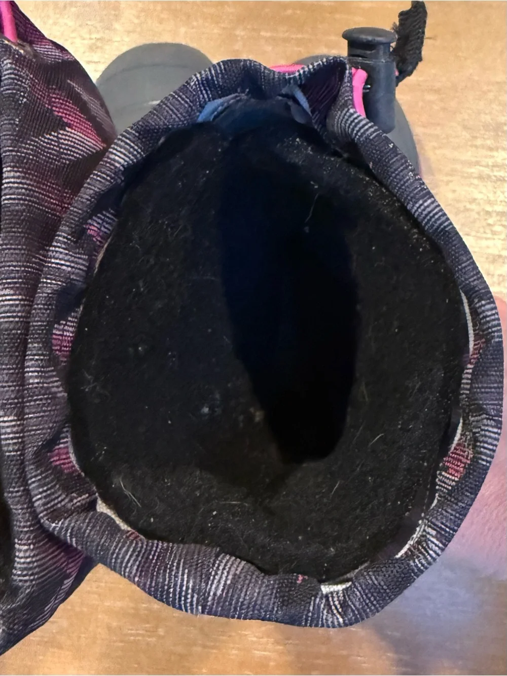 Kamik good used